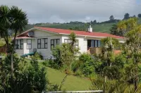 Harbour views OMAPERE MAGIC   Spacious 3 bedroom 2 bathroom