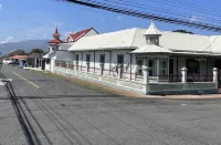 Beautiful & Comfortable Apartment Hotel a 