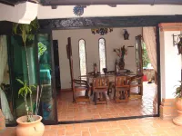 Beautiful Spanish Style Villa with Ocean View,100 steps from the Beach