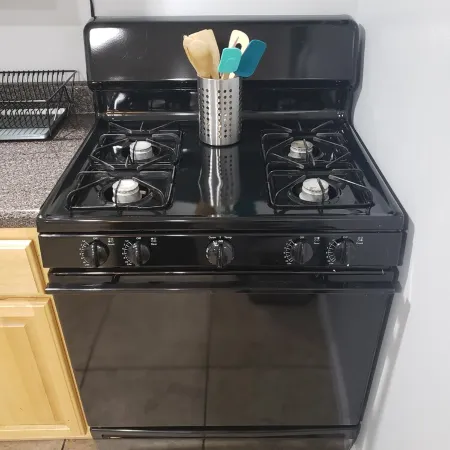 Gorgeous private studio close to EWR, NYC & Kean U