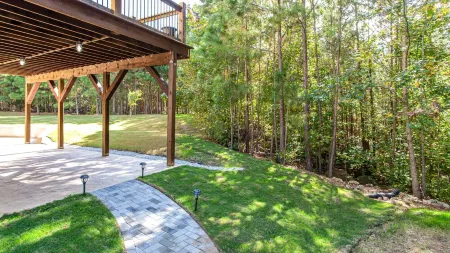 Luxury Fairburn Suite with Wooded View