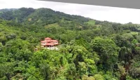 Toucans, Mountains & Waterfalls! Jungle Villa, 5-8 BR, with full staff.