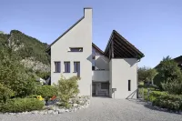 Traum-ferienhaus für bis zu 11 Personen im Schönsten Dorf der Schweiz Hotel a Flasch