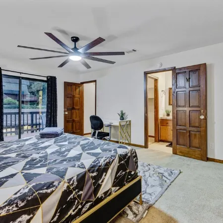 Sunset Spanish Villa W/ Pool, Pool table, BBQ +