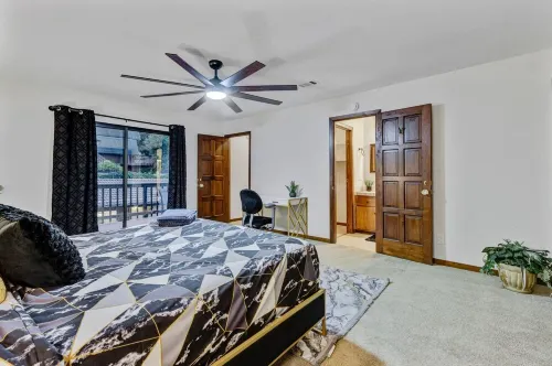 Sunset Spanish Villa W/ Pool, Pool table, BBQ +