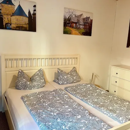Modern apartment with WLAN in the old town (near the market square)