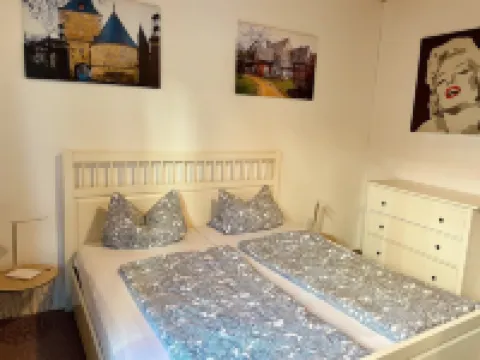 Modern apartment with WLAN in the old town (near the market square)