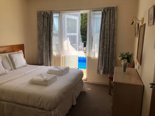Self-Catering Apartment in Guernsey Hotels in Forest
