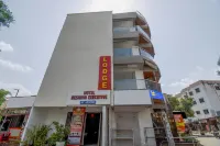 FabHotel Keshava Executive - Nr Mahadji Shinde Chhatri