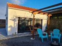 Elegant studio (V0) with garden and infinity views Hotel a Horta