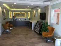 Crystal Inn Suites & Spas - Motels