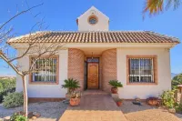 Luxury Villa 5 Stars With 6 Bedrooms, 4 Bathrooms and Private Pool
