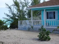 Cozy, new, beach cottage with a spectacular ocean view - Point of View Hotels in Rolleville