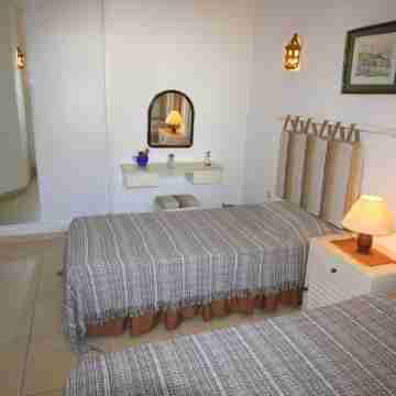 Super family villa has Wi Fi, private pool, walk to village & beach! Rooms