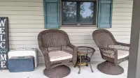 Songbird Haven, 3 min from town, & Pumpkinvine. Full house, 3 bedroom, 2 bath.