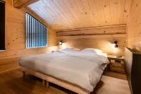 Les Coches: Chalet at the foot of the slopes with views of Mont Blanc