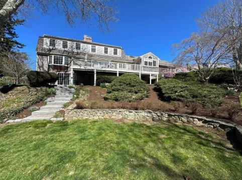 Centrally located 2900 sq ft, 5br 2.5 bath, home.