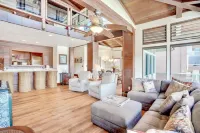 Luxe Private Cliffside Getaway at Kalapaki Beach