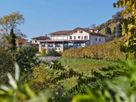 Hotel Ristorante Da Tullio Отели в г. Рефронтоло