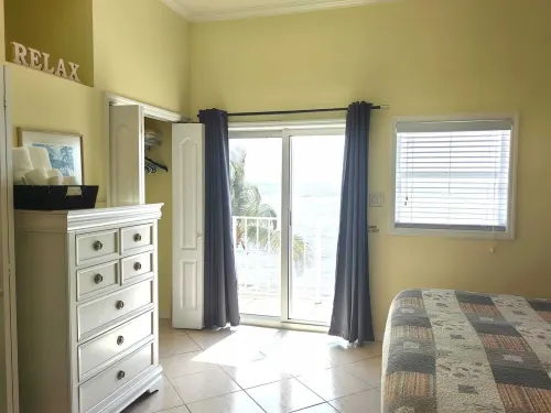 Terrific Seabreeze Villas Condo from 186/night. Rental Car Included!