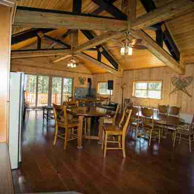 DiamondStone Guest Lodges Dining/Meeting Rooms