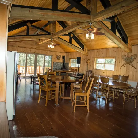 DiamondStone Guest Lodges