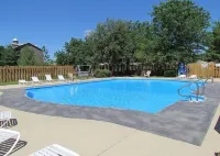 Sunset Penthouse 2 Bedroom Condo by RedAwning - Parkplatz