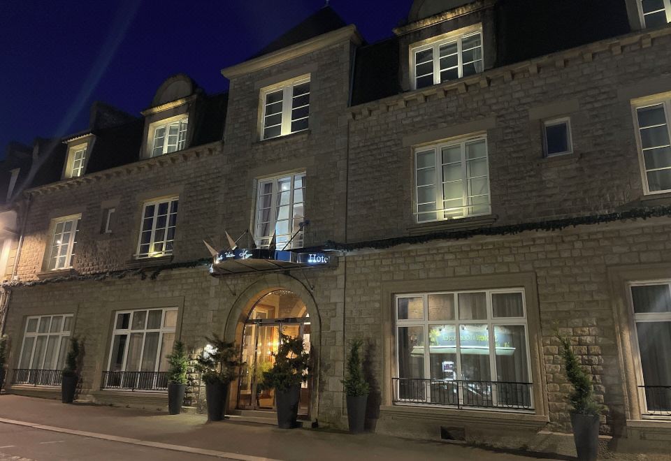 호텔 빅토르 위고 정원 및 외관