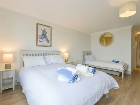 17 Burgh Island Causeway