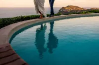 Jonahs Restaurant & Accommodation, Whale Beach - Luxury