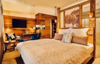 Landgasthof Moser & Restaurant Bootshaus Hotels in Aldersbach