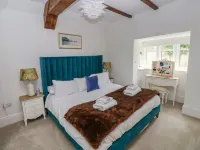 Lower Sketty Green Lodge Hotels in Mayals