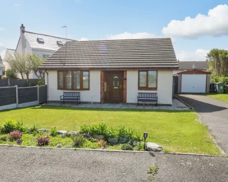 Aurora Hotels in Trearddur