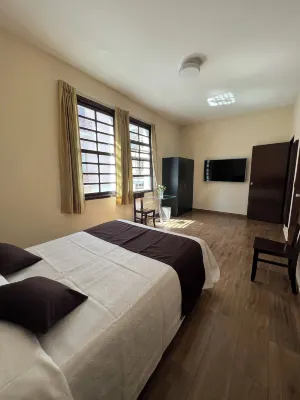 Hotel Tito - parking