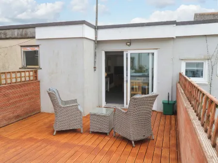 Flat 1 Отели рядом с достопримечательностью «Penlee House Gallery & Museum»