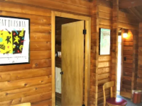 Virginian Resort Hotels in Winthrop