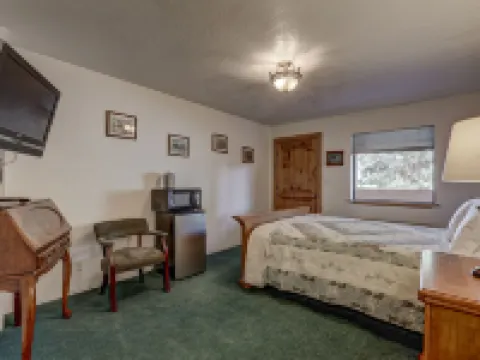 依偎旅館 洛阿酒店