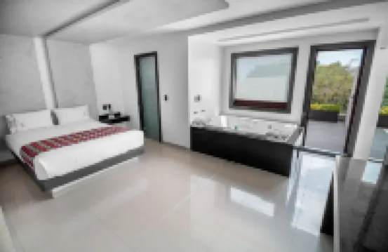 Six Hotel Guadalajara Expiatorio