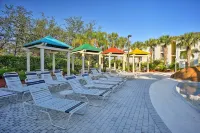 Resort-Style Condo w/ Pool: 6 Mi to Magic Kingdom - Spa