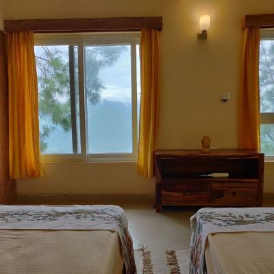 Executive Room Azalea Promo Code