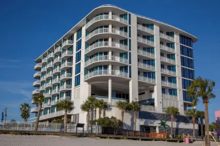 South Beach Biloxi Hotel & Suites Отели в г. Билокси