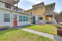 Waterfront Port Isabel Family Home w/ Pool & Pier! - parking