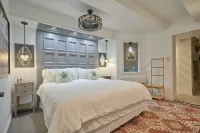 Houston Towers, Downtown Med Ctr, NRG, Adults Only