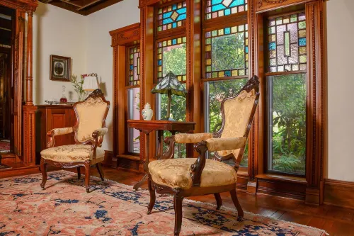 The Towers Bed & Breakfast - Homestays