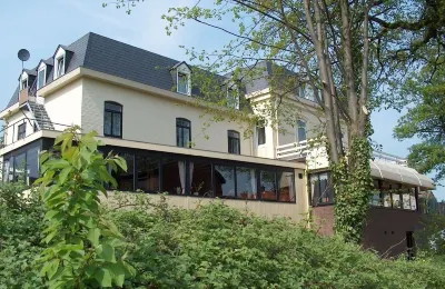 Hotel Restaurant Vijlerhof Hotels near Boscafé 't Hijgend Hert'