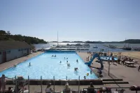 Åros Feriesenter - Pool
