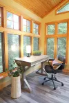 Near Wcu~Fire Pit~Hot Tub~Game Room~River Front! - Pet friendly