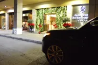 Markazia Suites - Khách sạn giá rẻ