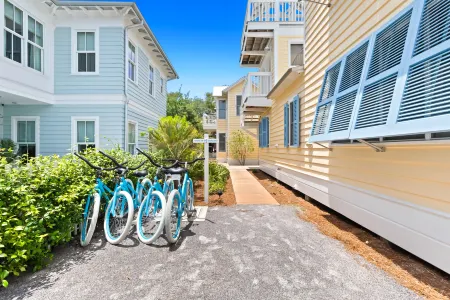 Stunning Views, Outdoor Dining, and Fitness Access - Gorgeous Gulf Retreat Отели рядом с достопримечательностью «Сисайд»