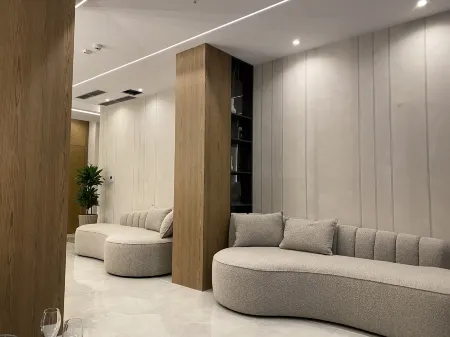 Elmar Hotel Отели в г. Влёра